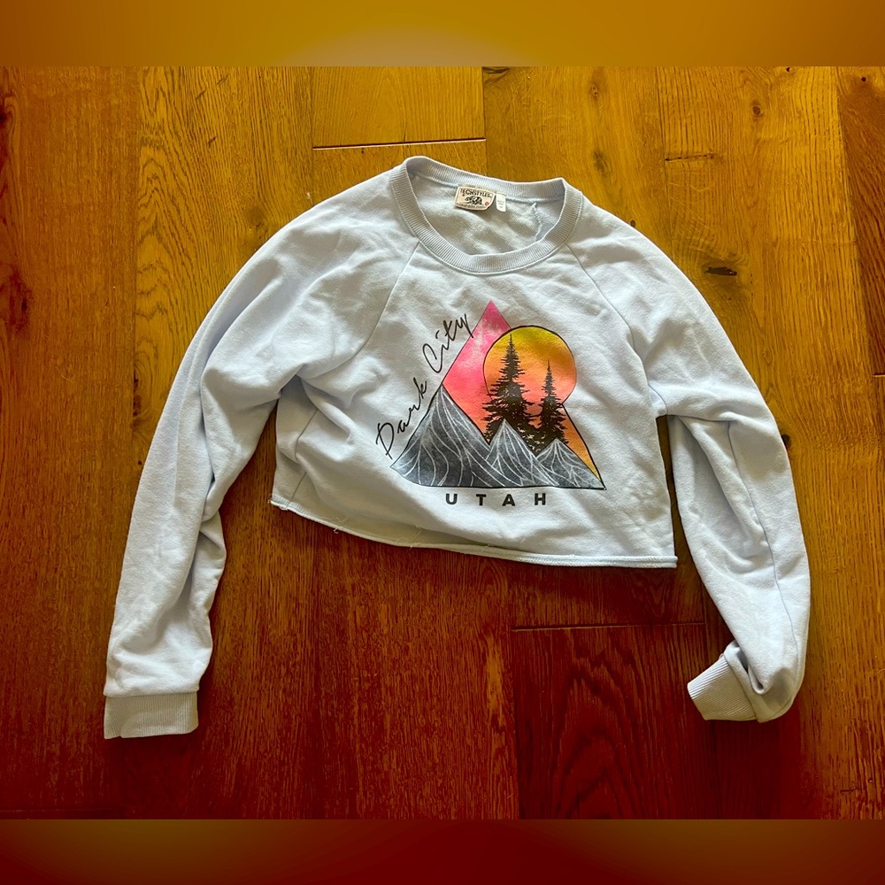 Park city Utah cropped light blue sweatshirt, size small